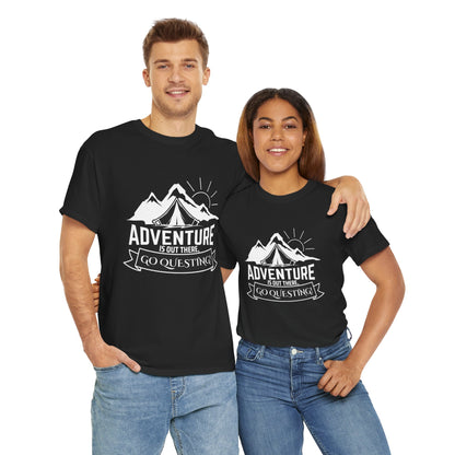 "Adventure Awaits" T-Shirt - Black