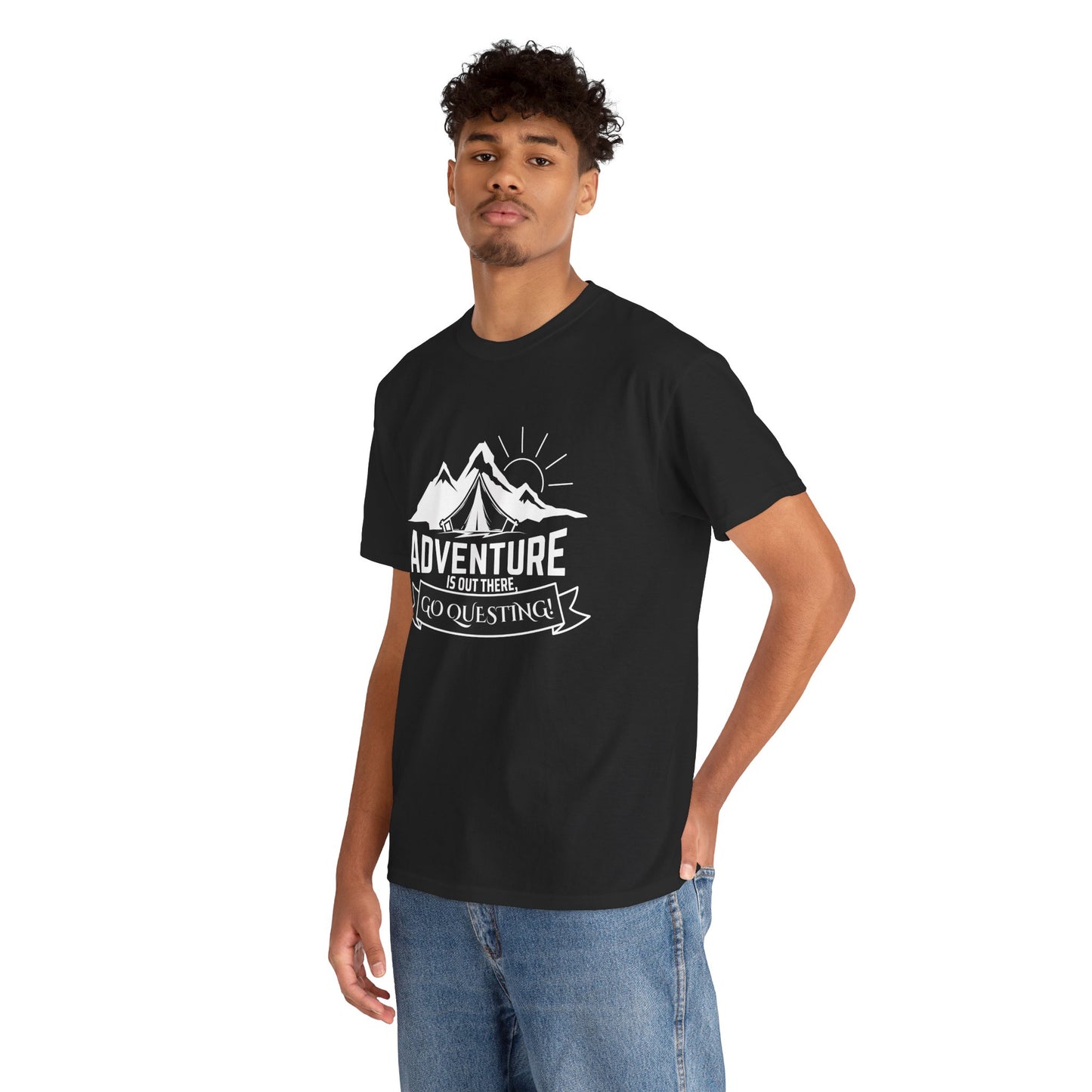 "Adventure Awaits" T-Shirt - Black