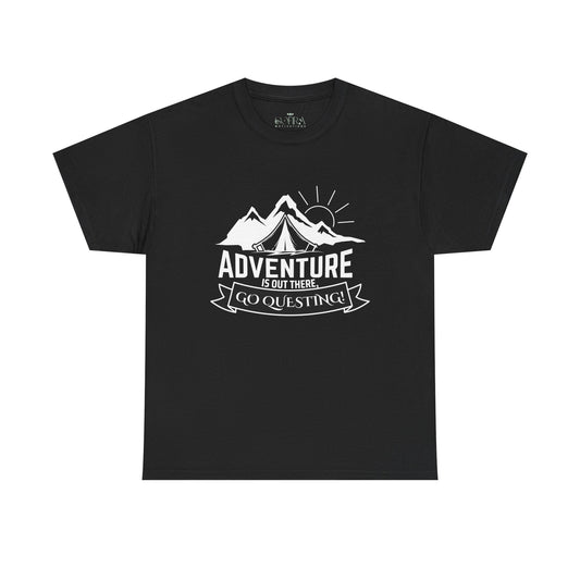 "Adventure Awaits" T-Shirt - Black